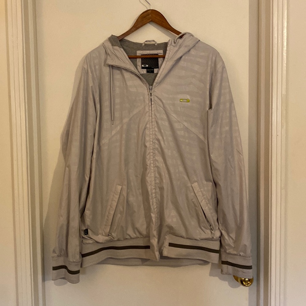 Oakley windbreaker